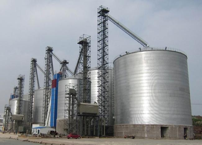 吕梁大型钢板库构造参数及水泥储存质量